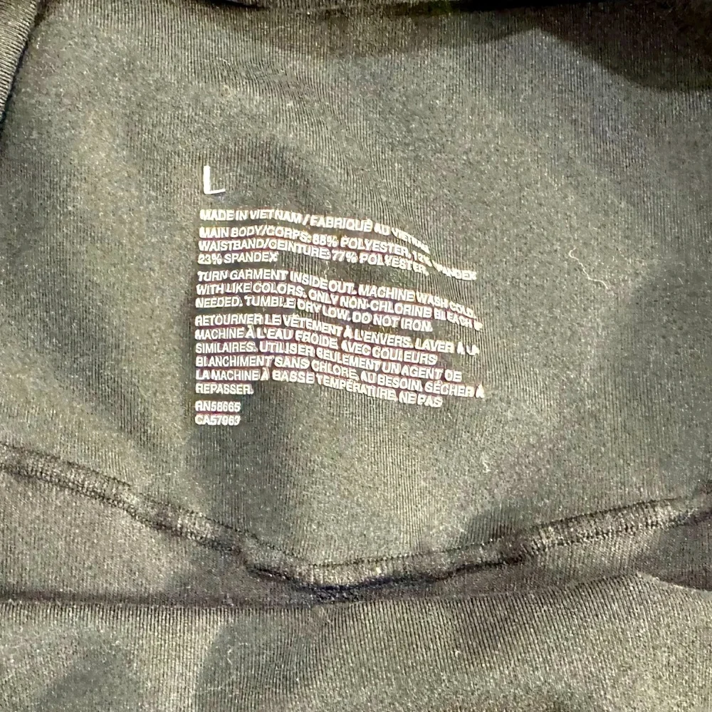 GUC Zella Live In Maternity Cropped Leggings—Size Large. - Picture 3 of 4